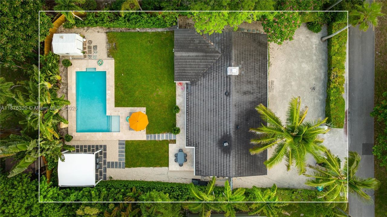 11403 NE 8th Ave, Biscayne Park, FL 33161 Photo