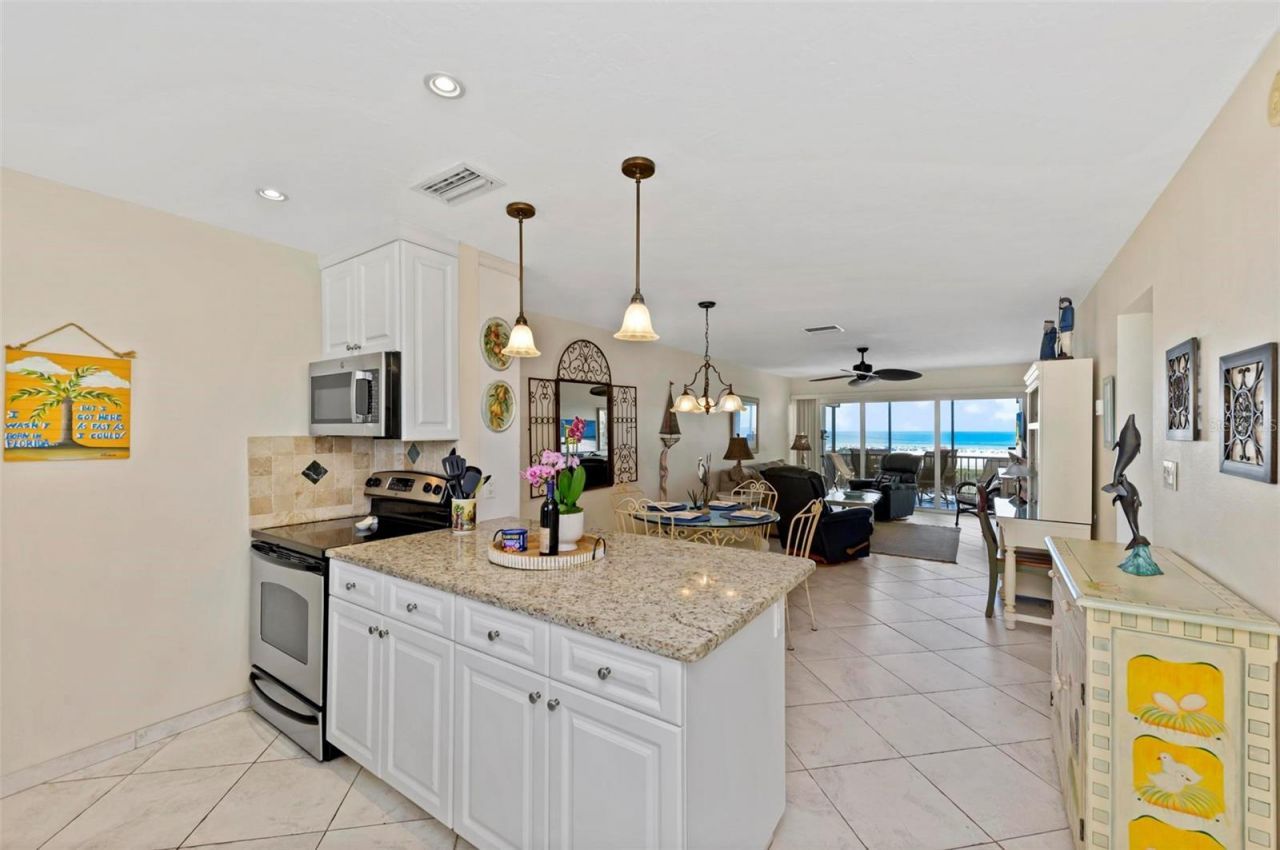 797 Beach Road, Unit 509, Sarasota, FL 34242 Photo