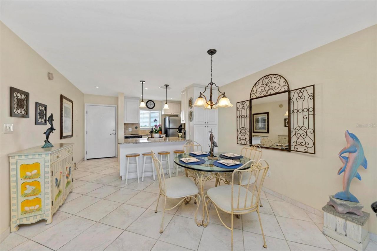 797 Beach Road, Unit 509, Sarasota, FL 34242 Photo