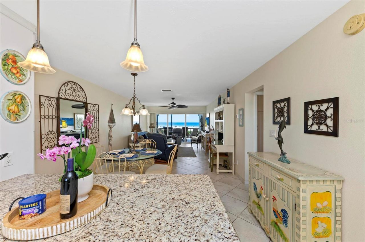 797 Beach Road, Unit 509, Sarasota, FL 34242 Photo