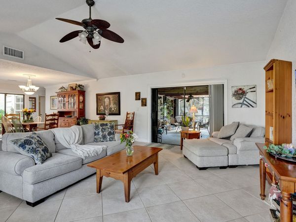 894 Camino Gardens Lane, Boca Raton, FL 33432