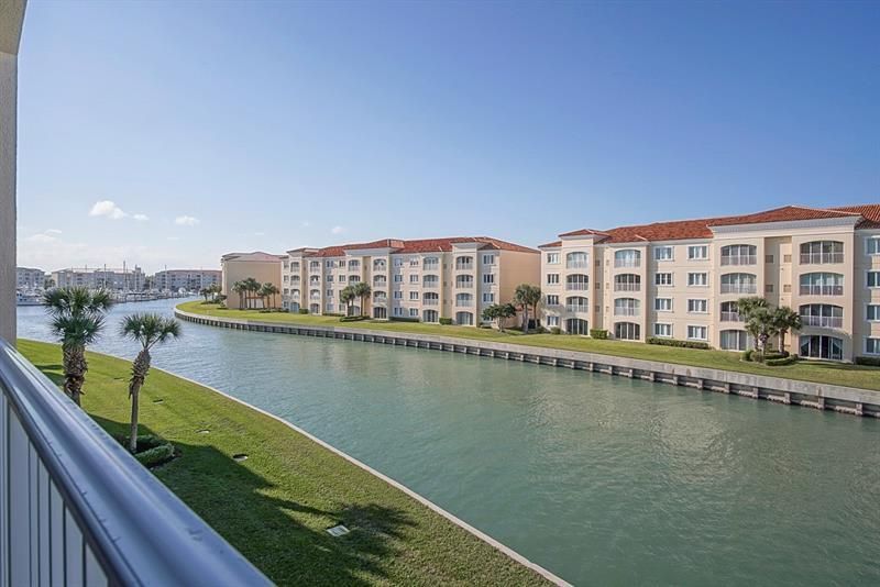 19 Harbour Isle Dr W, Unit 306, Hutchinson Island, FL 34949 Photo