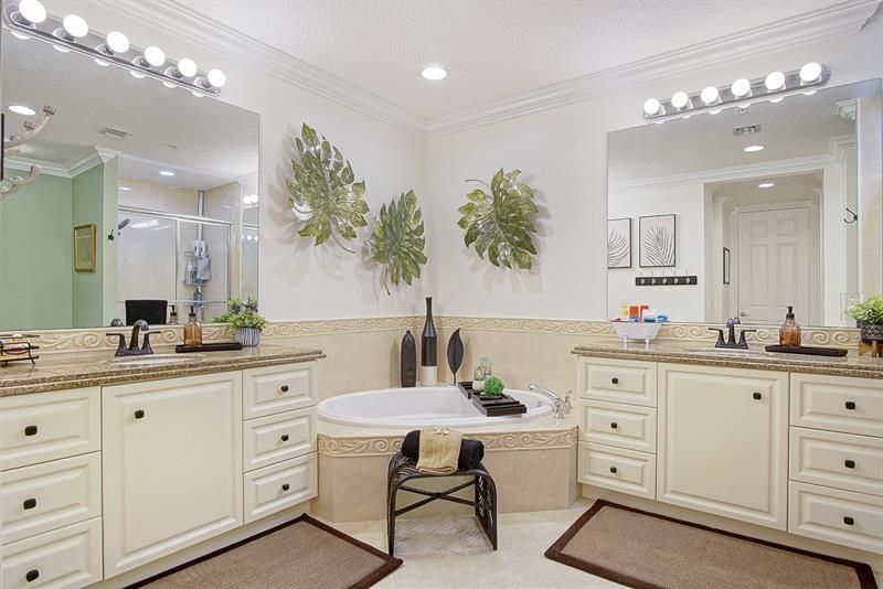 19 Harbour Isle Dr W, Unit 306, Hutchinson Island, FL 34949 Photo