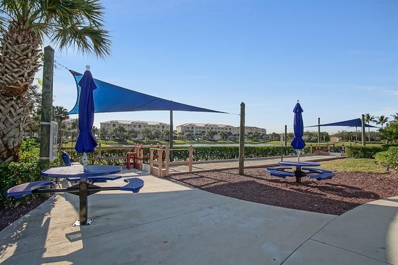 19 Harbour Isle Dr W, Unit 306, Hutchinson Island, FL 34949 Photo