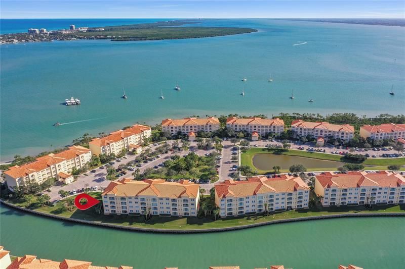 19 Harbour Isle Dr W, Unit 306, Hutchinson Island, FL 34949 Photo