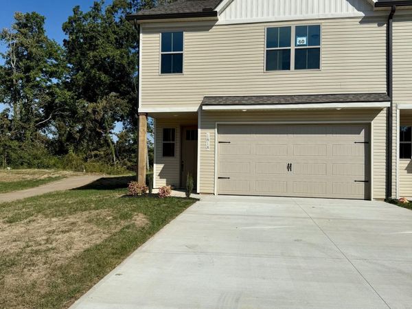 1818 Bennett Village Drive, Maryville, TN 37804