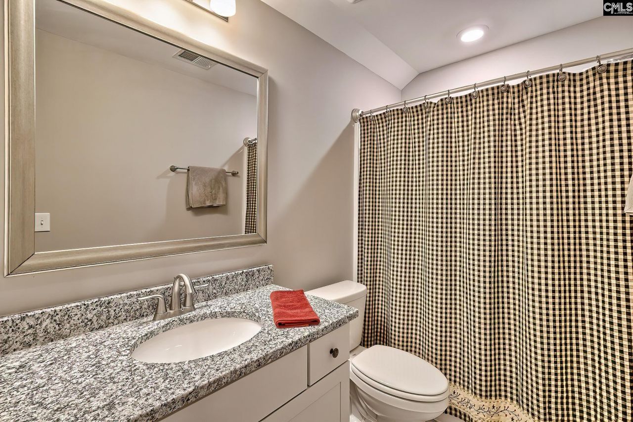 705 Ruskin Drive Photo 37