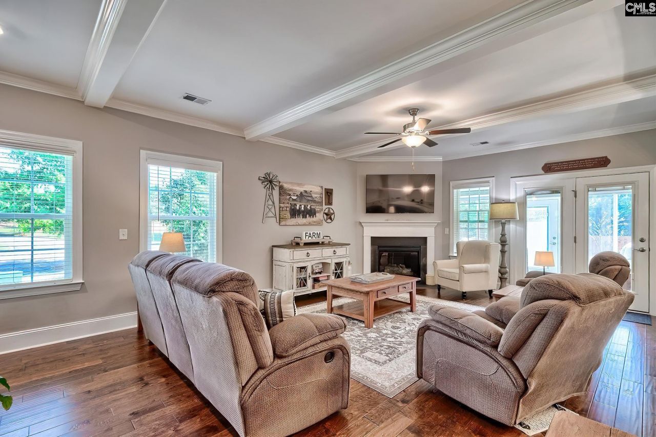 705 Ruskin Drive Photo 7