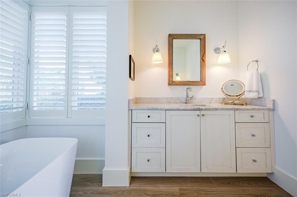 1880 Sandpiper St, Naples, FL 34102 Photo