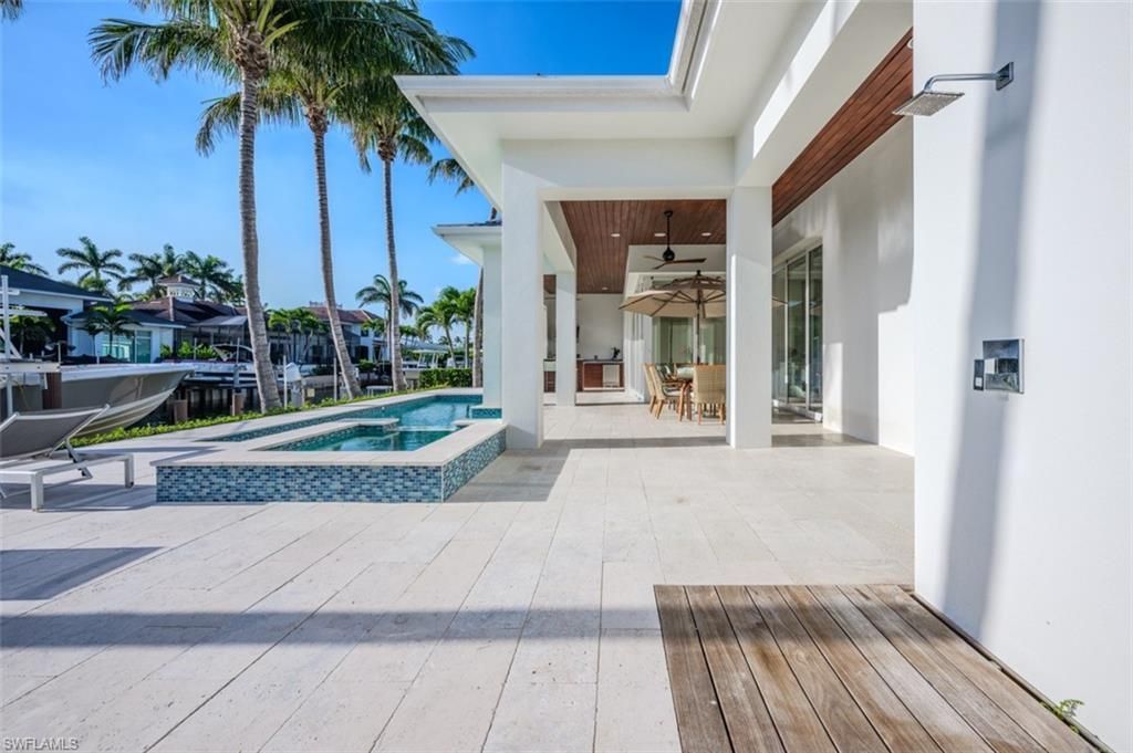 1880 Sandpiper St, Naples, FL 34102 Photo