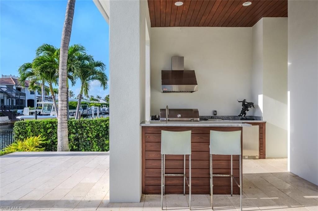 1880 Sandpiper St, Naples, FL 34102 Photo