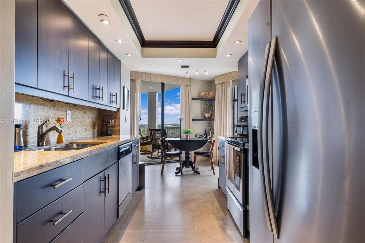 2000 Towerside Ter, Unit 1407, Miami, FL 33138 Photo