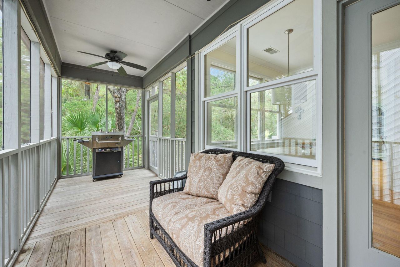 297 Saltmeadow Cove Photo 23