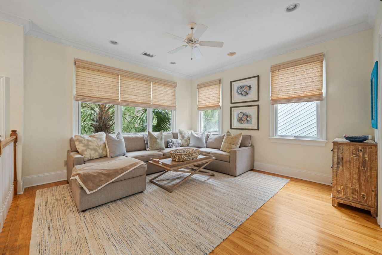 297 Saltmeadow Cove Photo 6