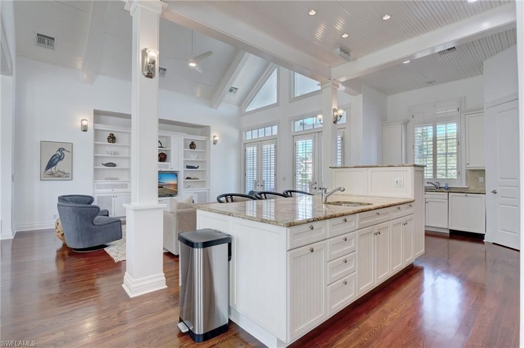 1551 Gulf Shore Blvd S, Naples, FL 34102 Photo