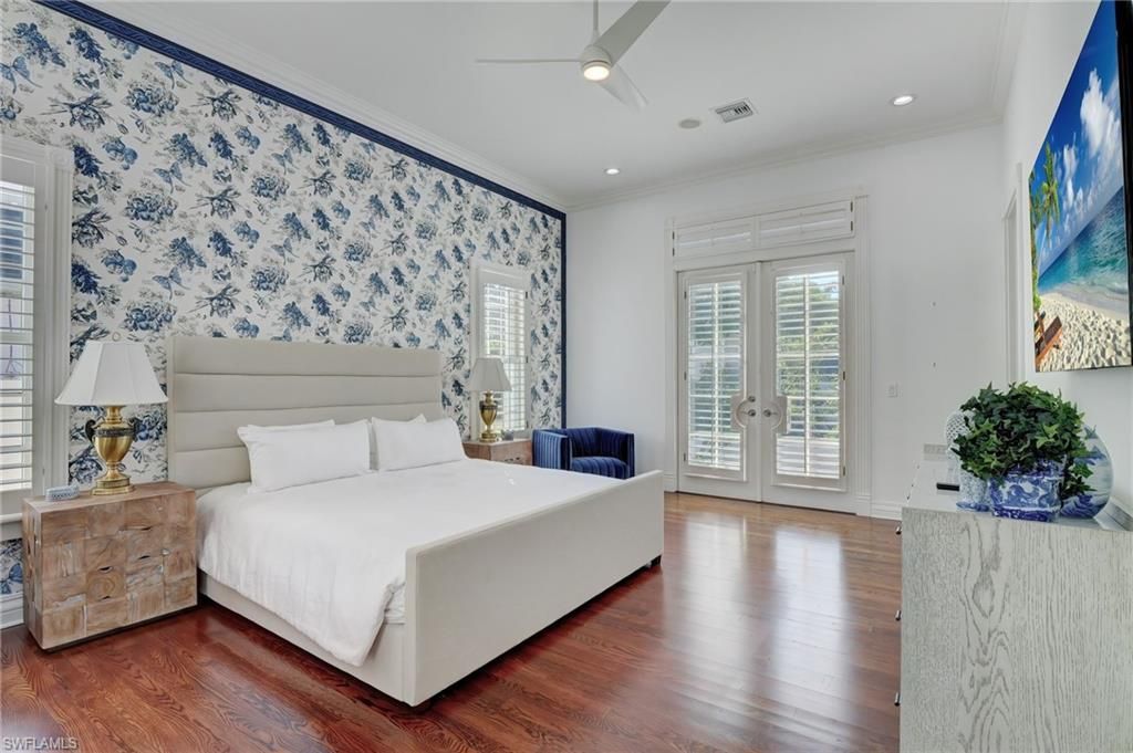 1551 Gulf Shore Blvd S, Naples, FL 34102 Photo