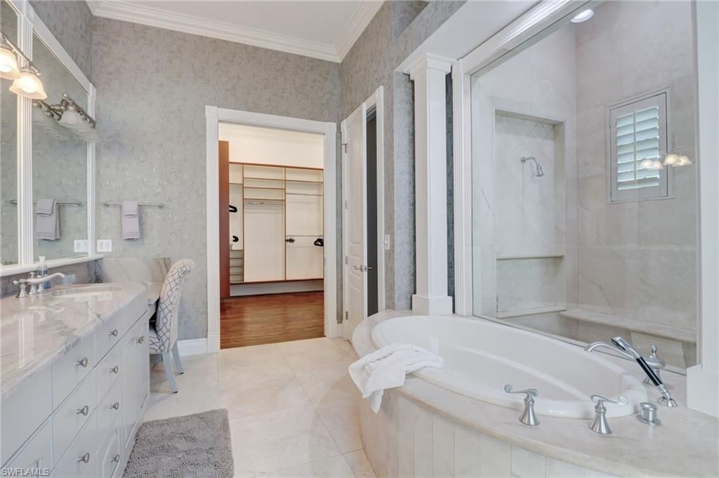 1551 Gulf Shore Blvd S, Naples, FL 34102 Photo