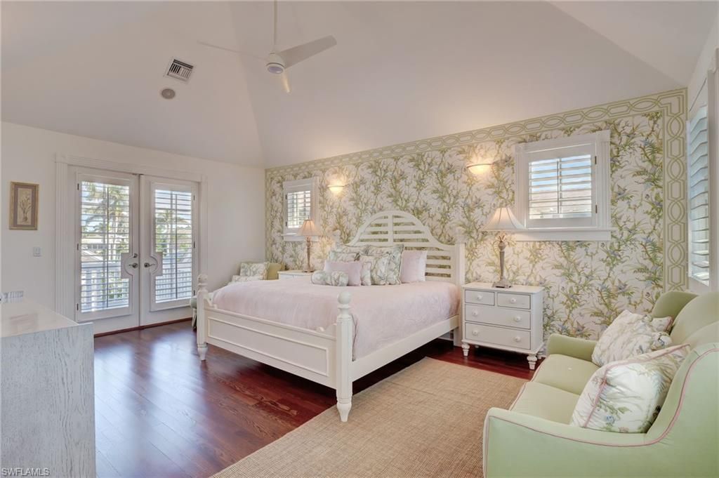 1551 Gulf Shore Blvd S, Naples, FL 34102 Photo