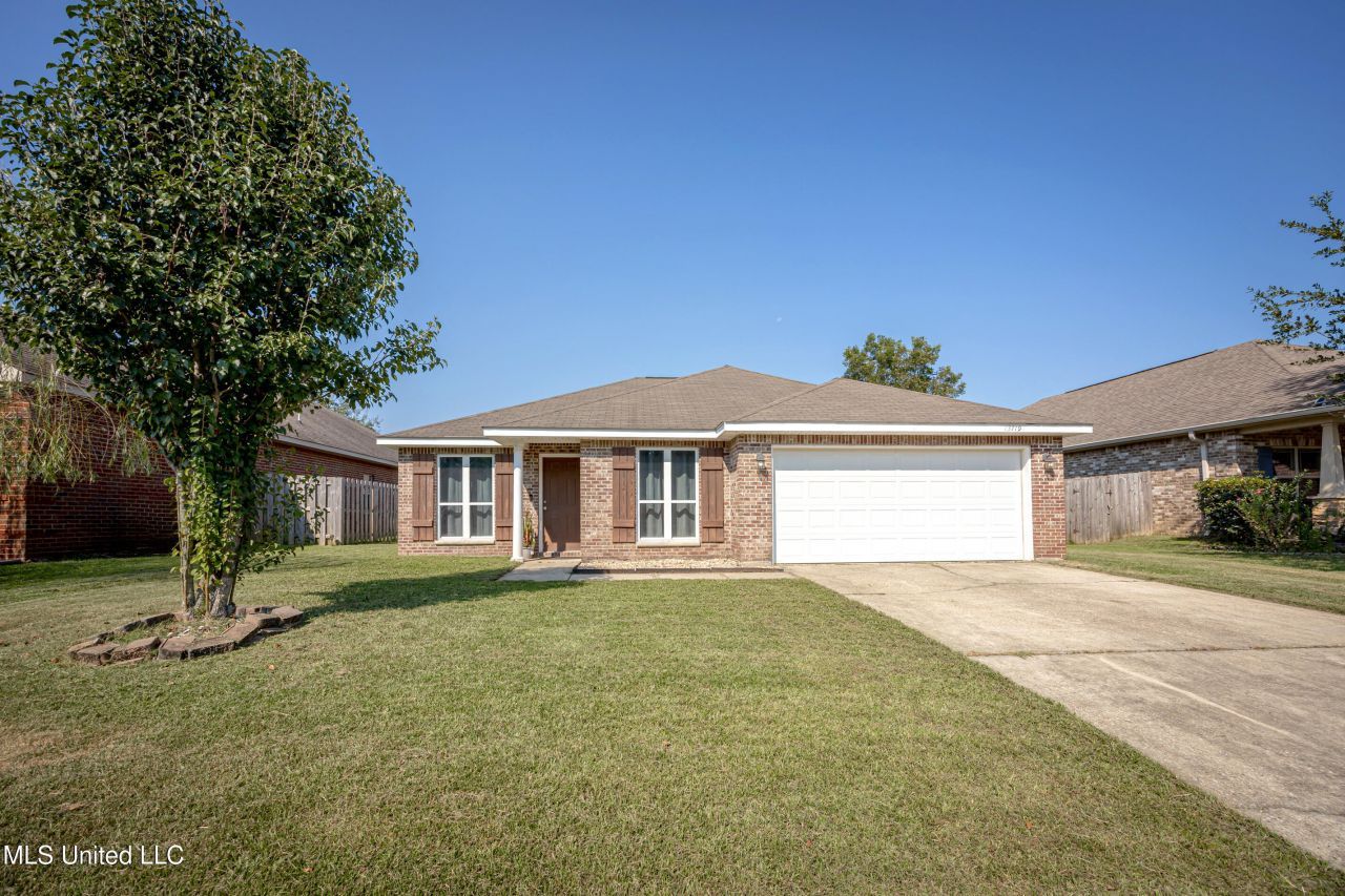 13719 Fox Hill Drive, Gulfport, MS 39503 Main Photo