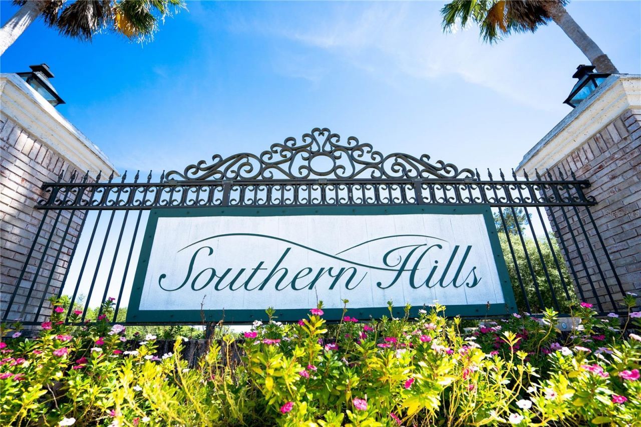 5252 Ravensbrook Court, Brooksville, FL 34601 Photo