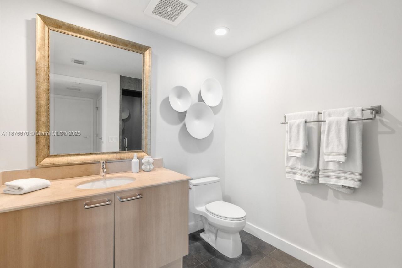 3801 Collins Ave, Unit 503, Miami Beach, FL 33140 Photo