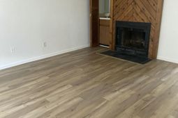 8040 Thelen Street photo 4