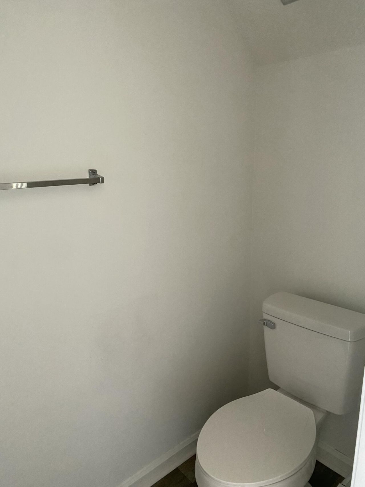 8040 Thelen Street Photo 9