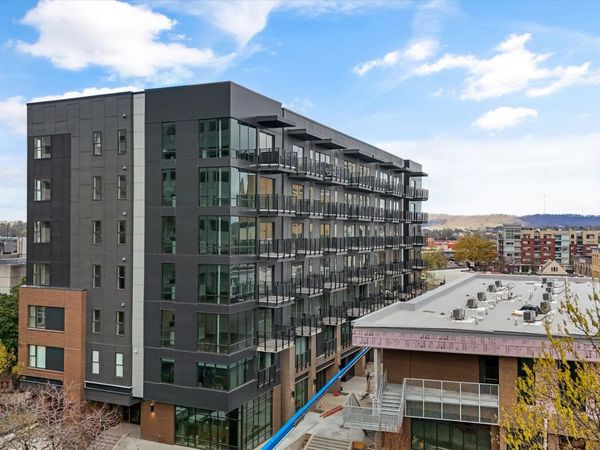 327 W Summit Hill Drive, Knoxville, TN 37902