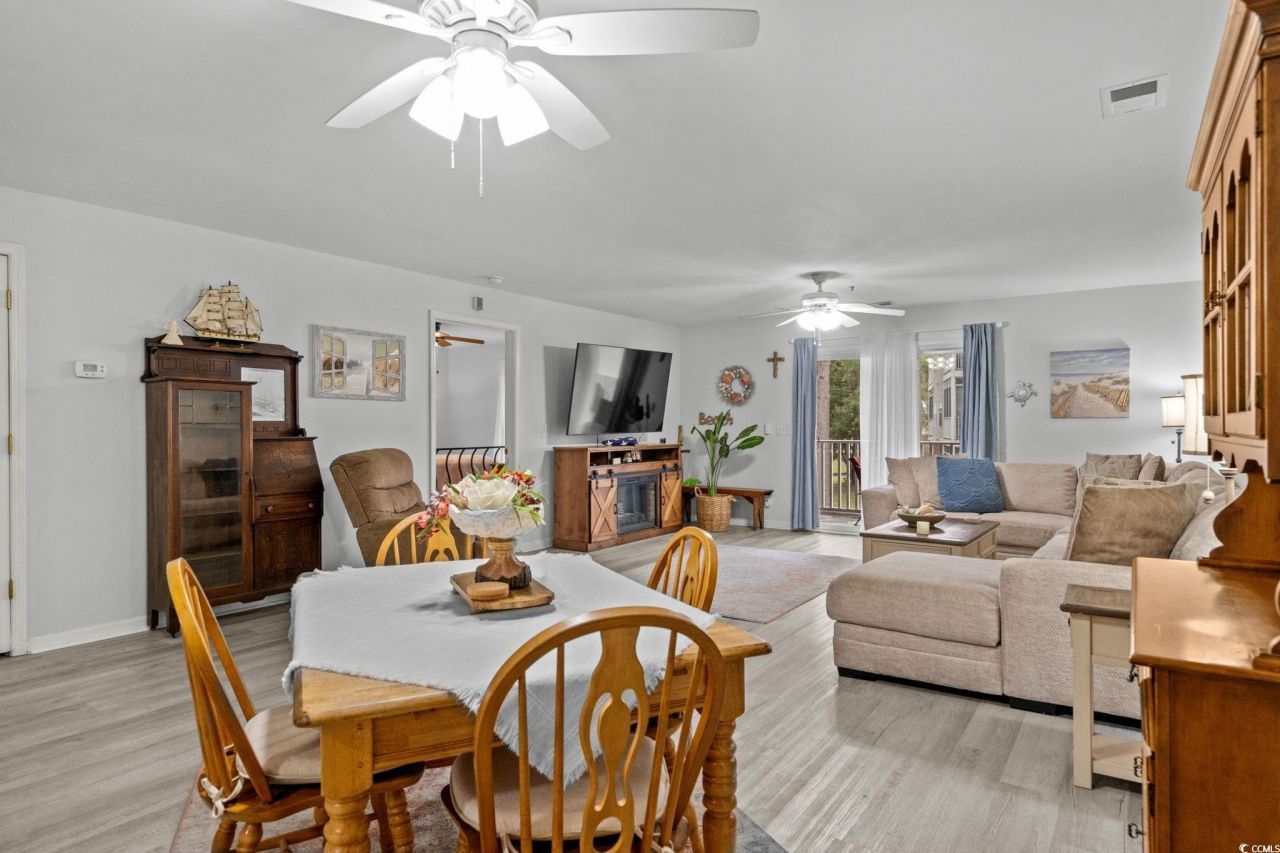 4849 Meadowsweet Dr. Photo 10