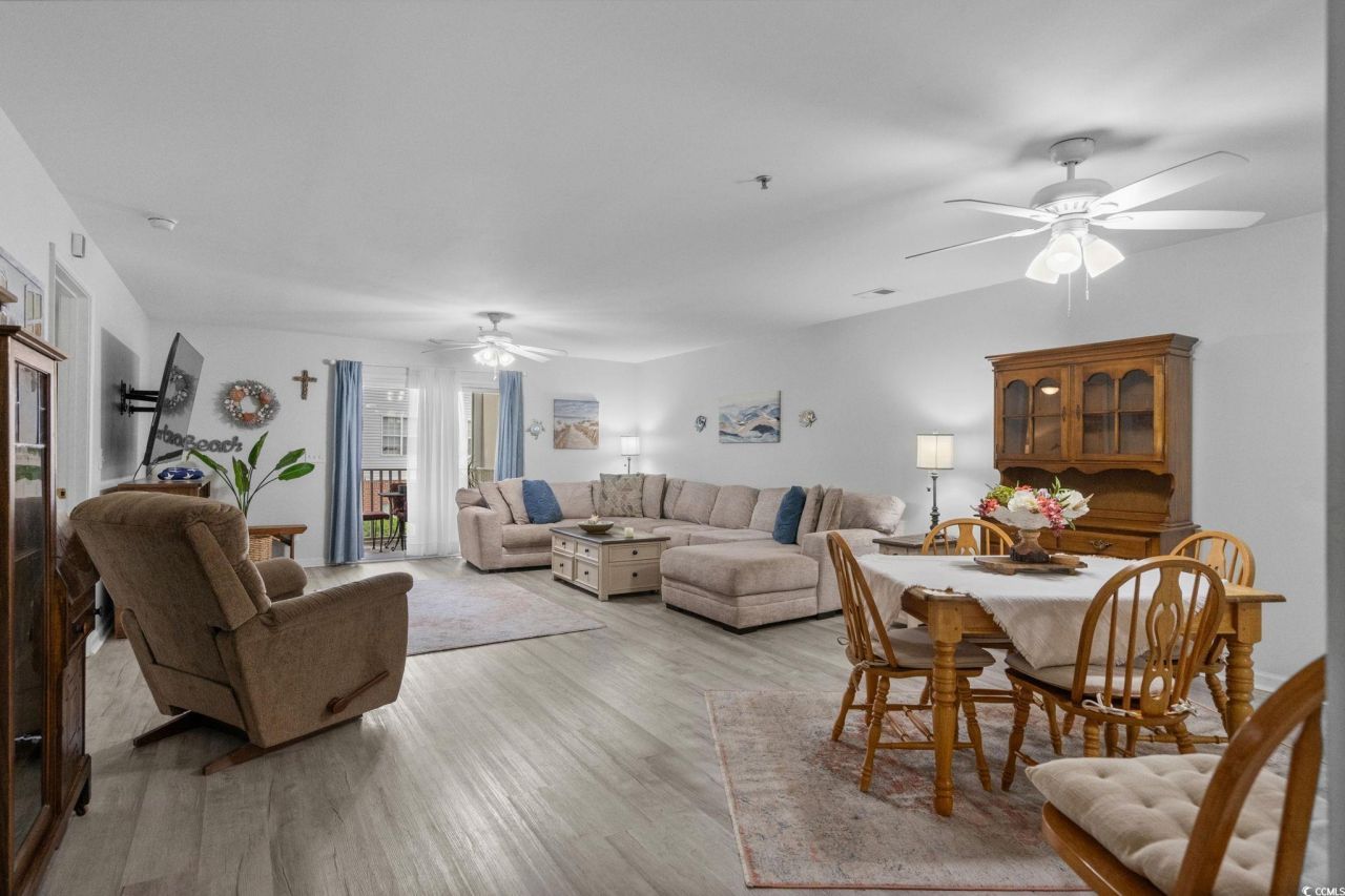 4849 Meadowsweet Dr. Photo 5