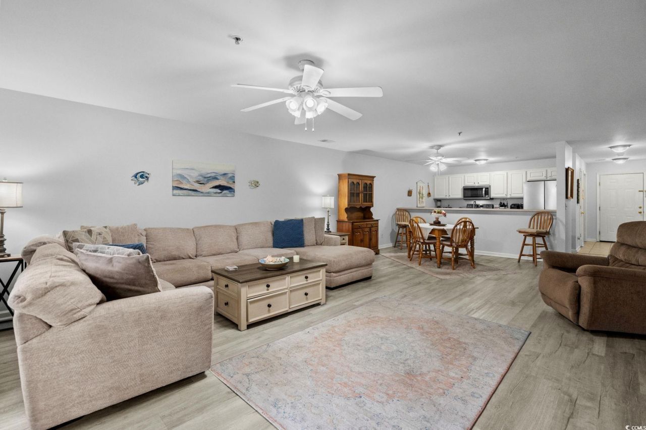 4849 Meadowsweet Dr. Photo 9