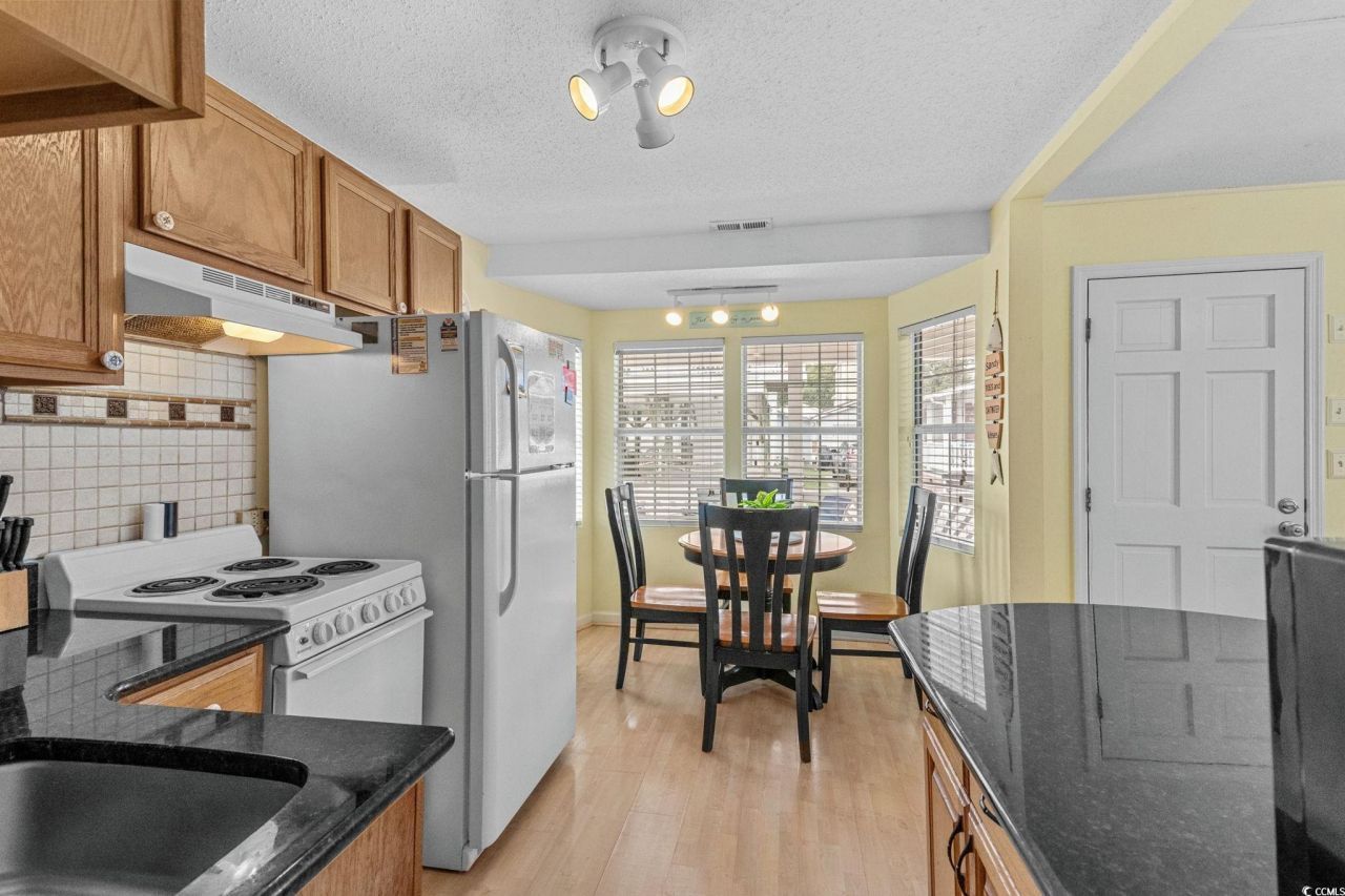 6001 - 5211 S Kings Hwy. Photo 15