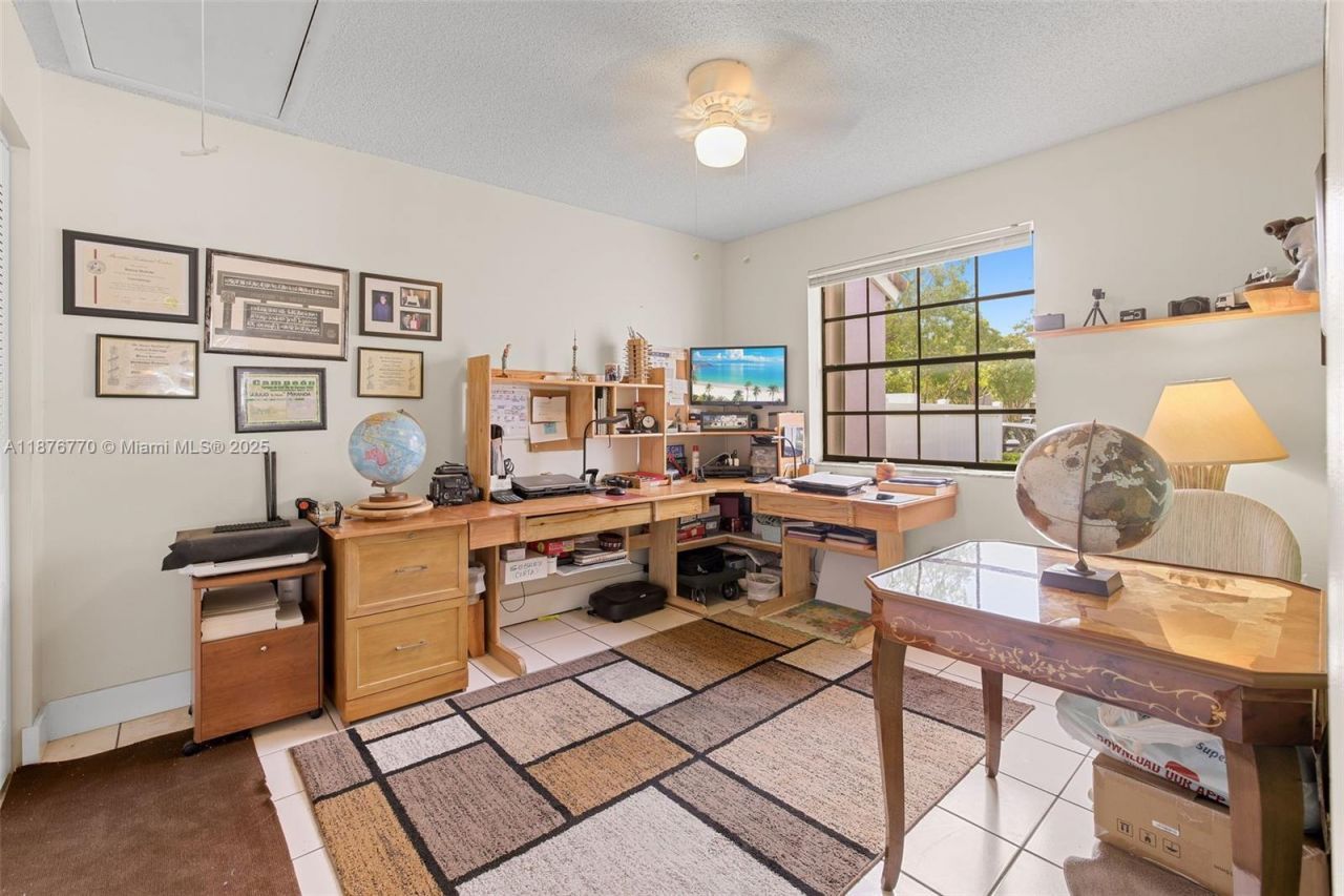 11657 NW 11th Street, Pembroke Pines, FL 33026 Photo