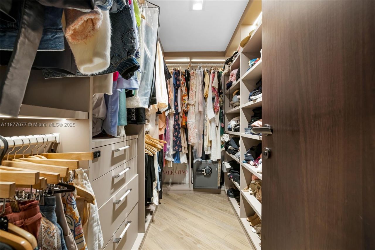 330 Sunny Isles Blvd, Unit 5-2403, Sunny Isles Beach, FL 33160 Photo