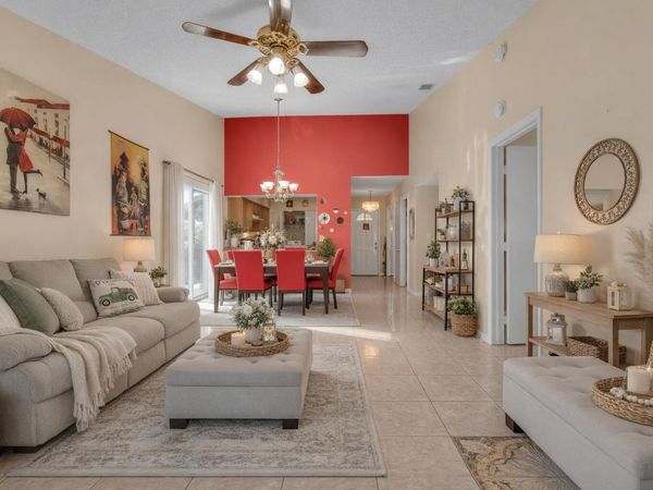 5617 Blue Shadows Court, Unit 4, Orlando, FL 32811