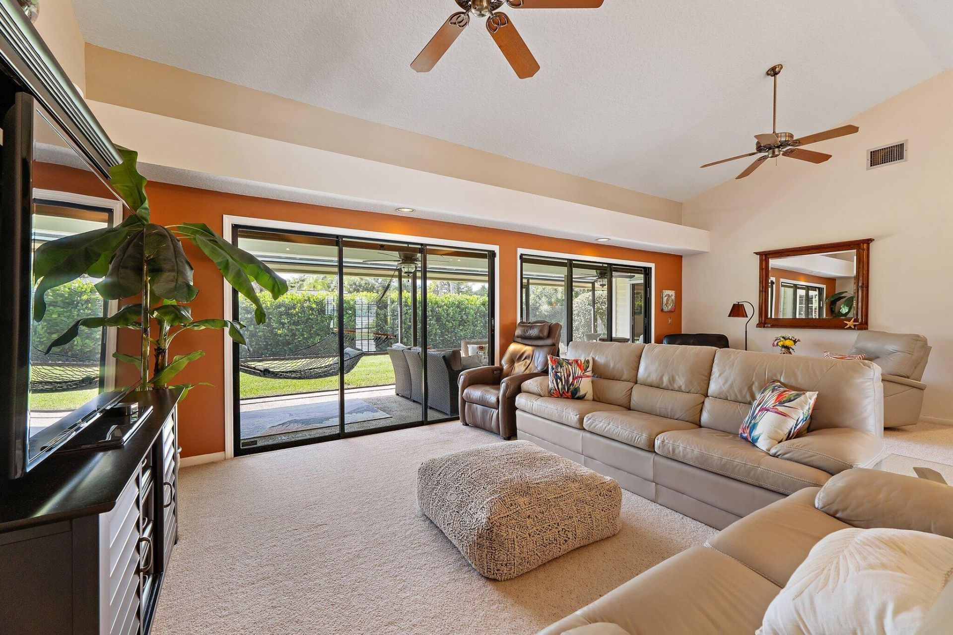 10690 SE Jupiter Narrows Drive, Hobe Sound, FL 33455 Photo