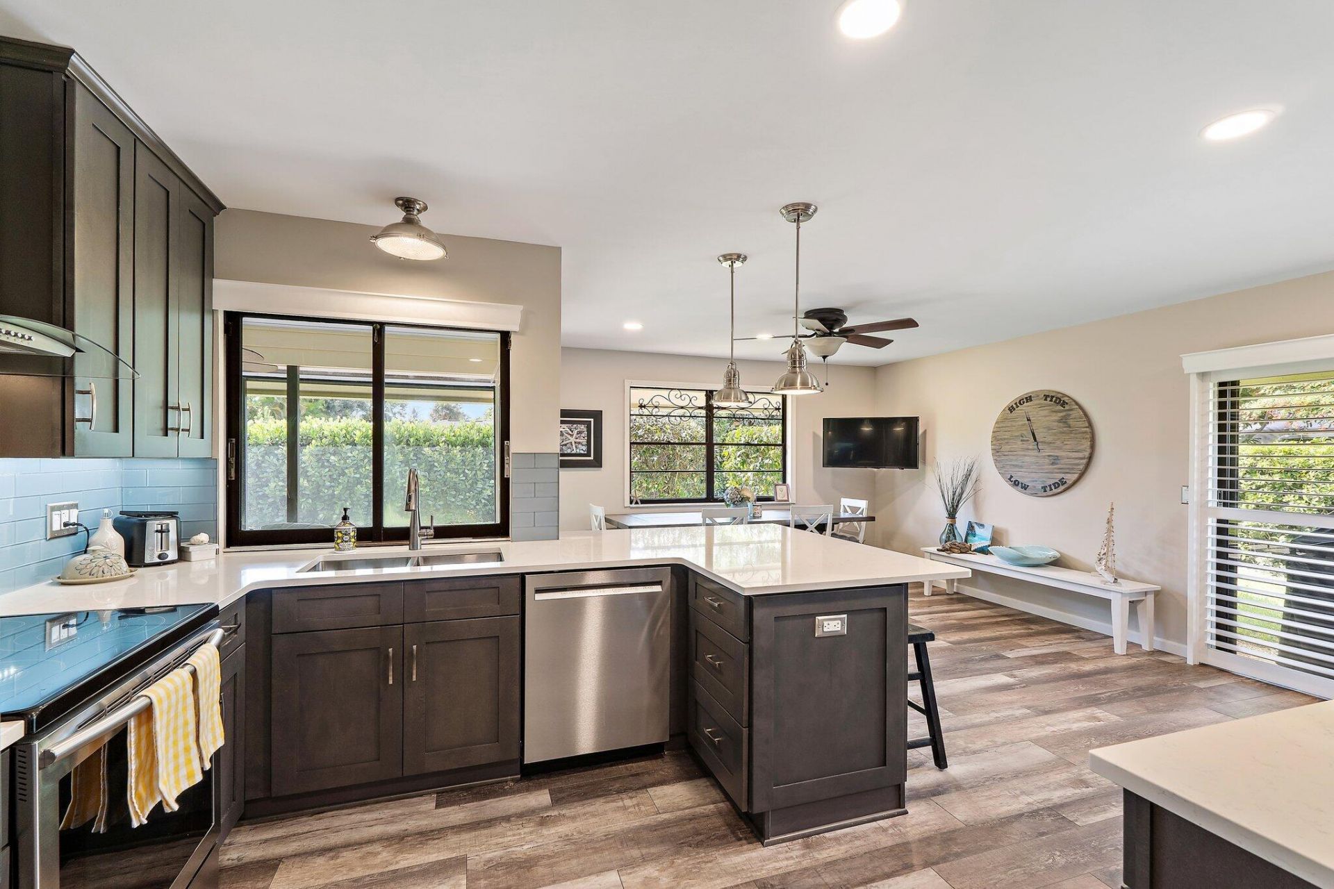 10690 SE Jupiter Narrows Drive, Hobe Sound, FL 33455 Photo