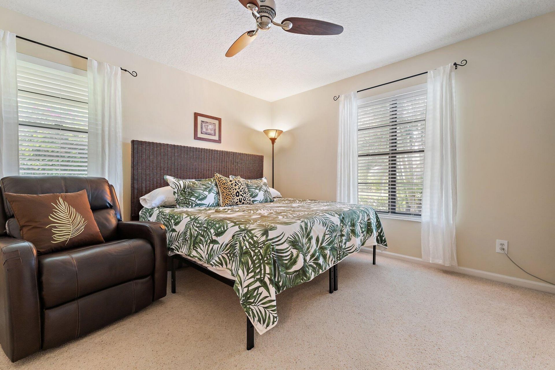 10690 SE Jupiter Narrows Drive, Hobe Sound, FL 33455 Photo