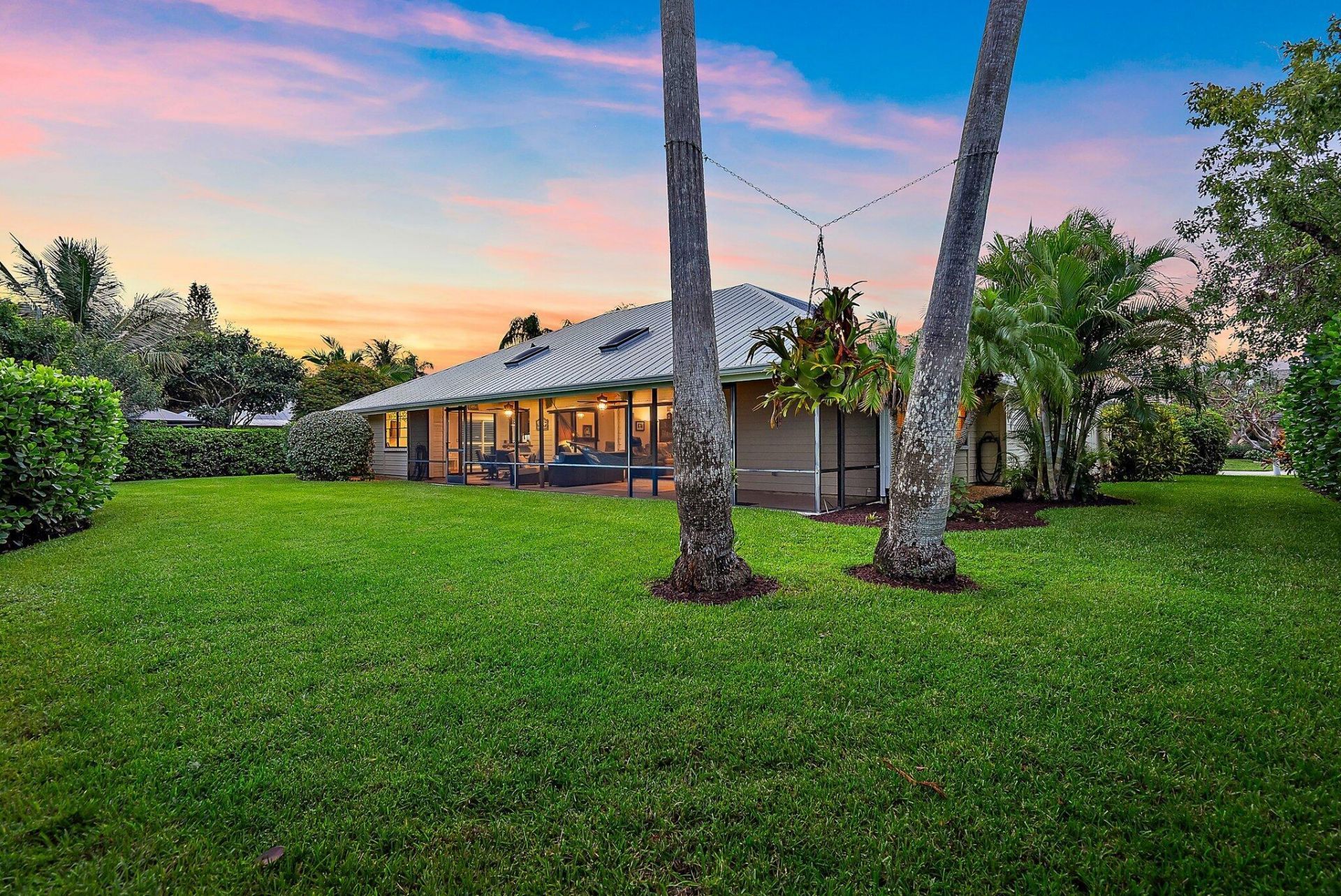 10690 SE Jupiter Narrows Drive, Hobe Sound, FL 33455 Photo