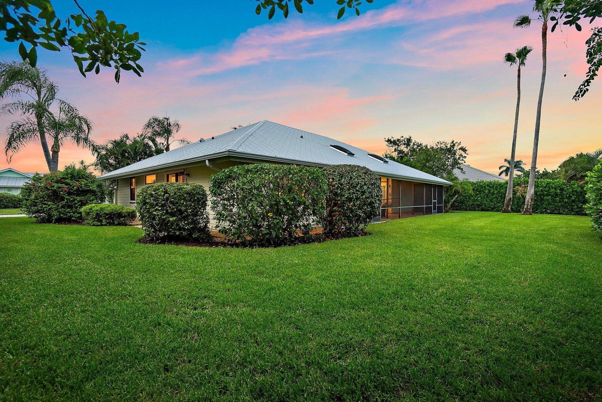 10690 SE Jupiter Narrows Drive, Hobe Sound, FL 33455 Photo