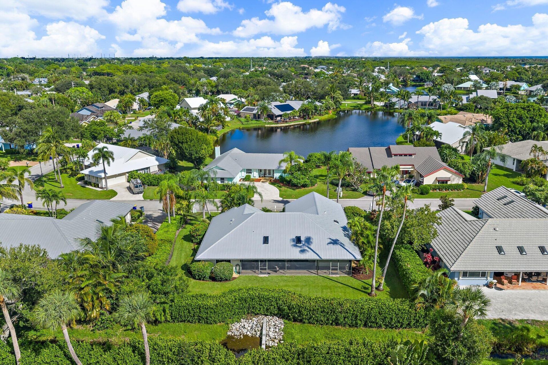 10690 SE Jupiter Narrows Drive, Hobe Sound, FL 33455 Photo