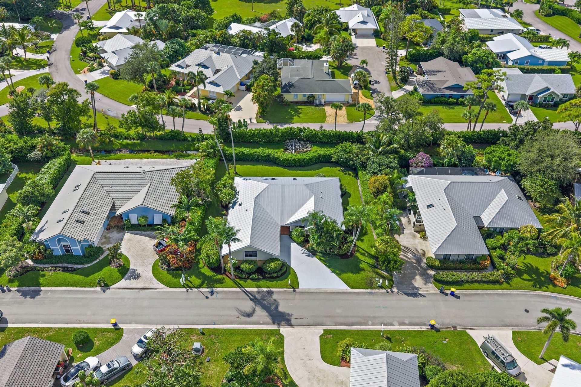 10690 SE Jupiter Narrows Drive, Hobe Sound, FL 33455 Photo