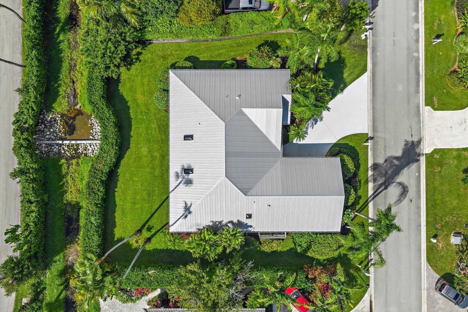 10690 SE Jupiter Narrows Drive, Hobe Sound, FL 33455 Photo