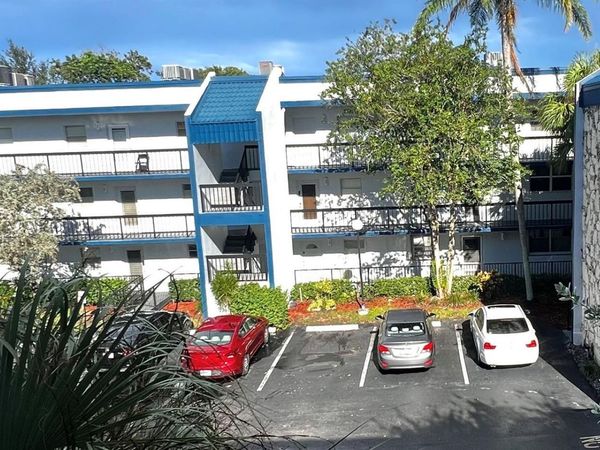 3080 Holiday Springs Boulevard, Unit 301, Margate, FL 33063