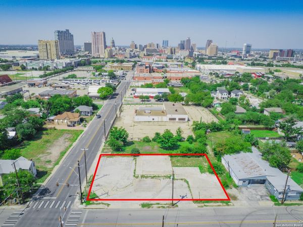 1533 E Houston St, San Antonio, TX 78202