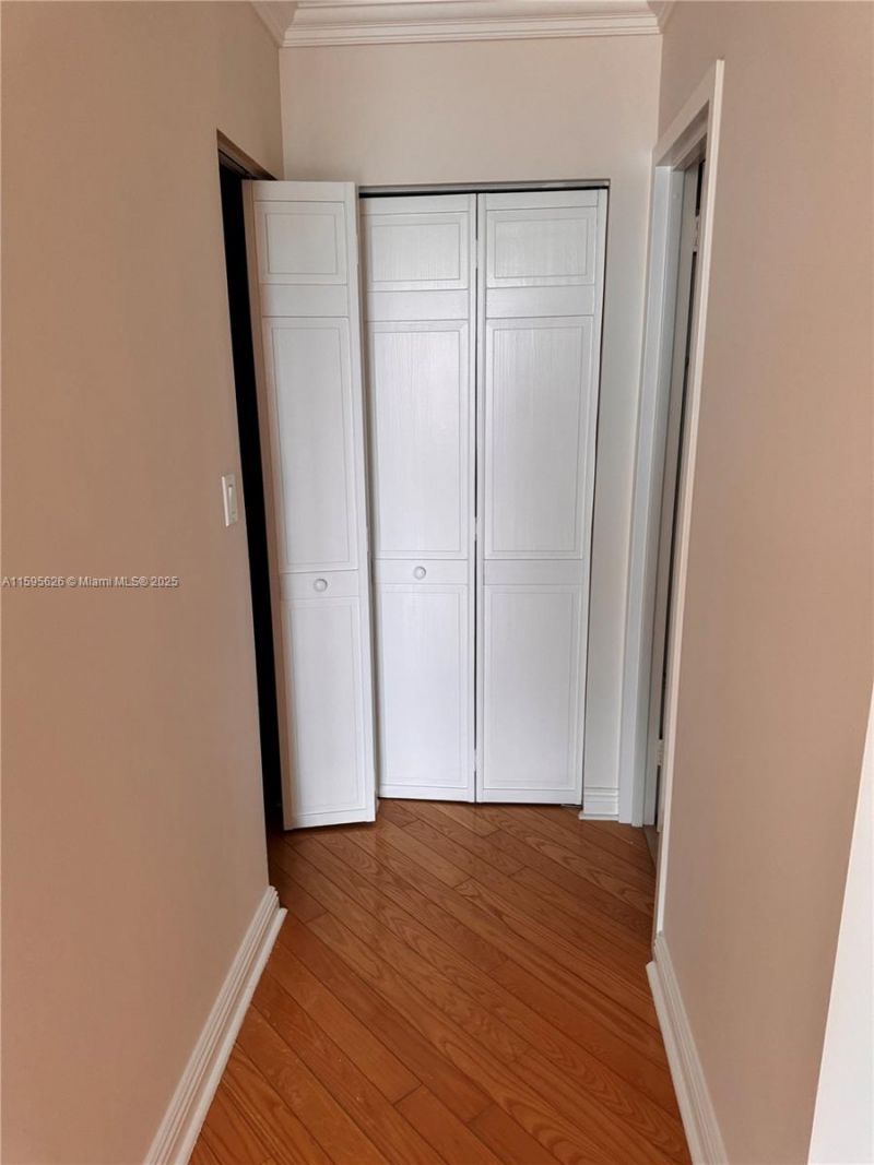 230 174th St, Unit 1602, Sunny Isles Beach, FL 33160 Photo