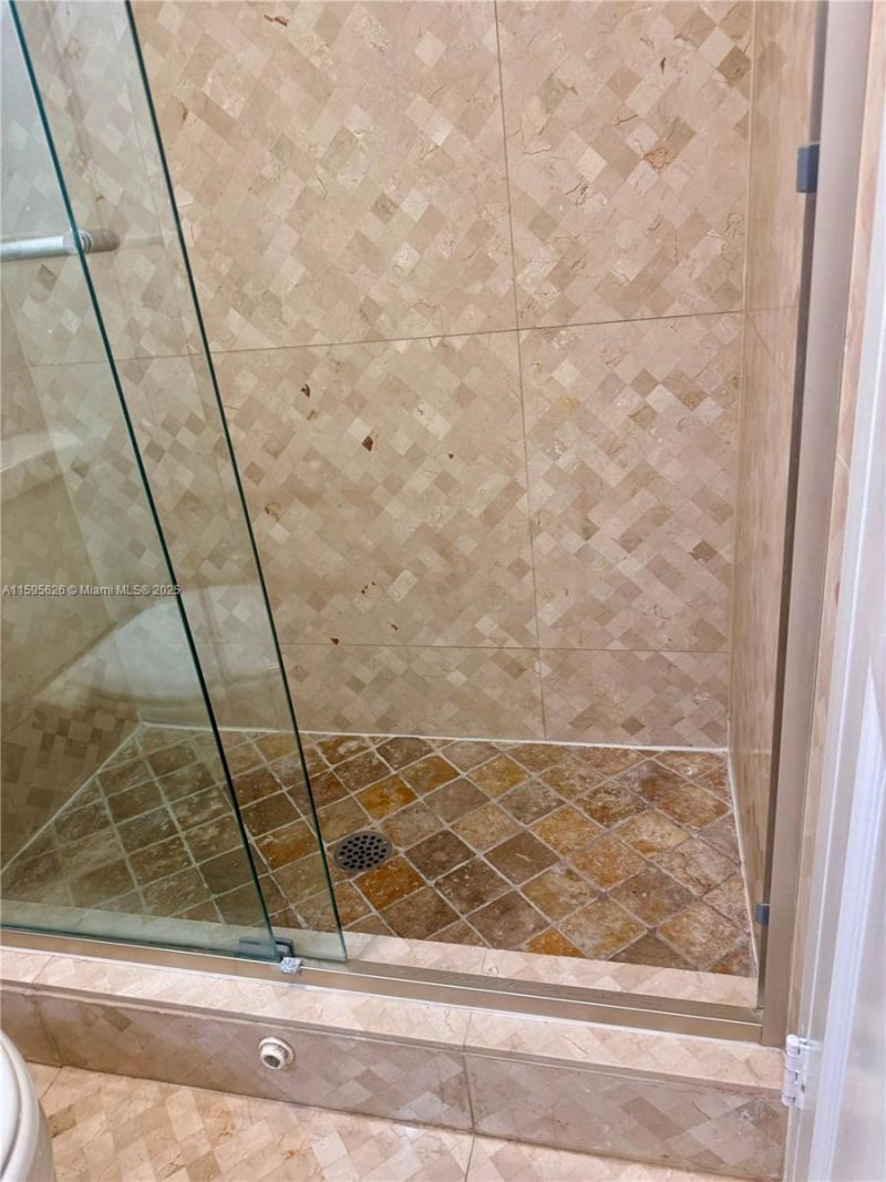 230 174th St, Unit 1602, Sunny Isles Beach, FL 33160 Photo