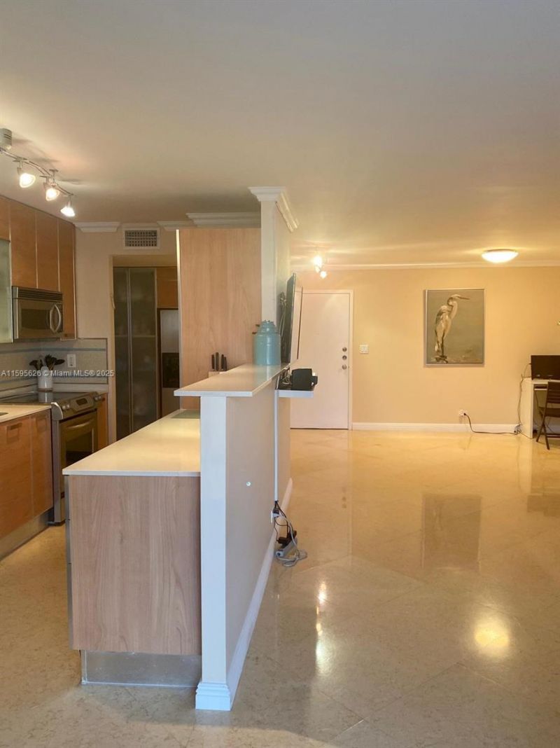 230 174th St, Unit 1602, Sunny Isles Beach, FL 33160 Photo