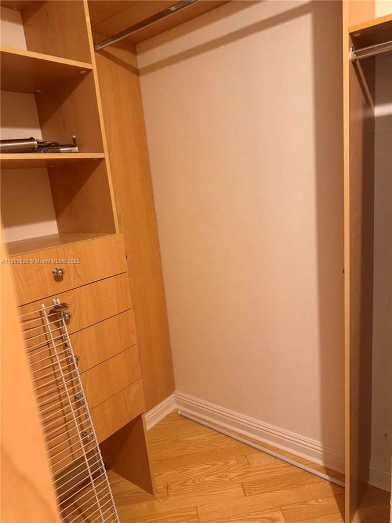 230 174th St, Unit 1602, Sunny Isles Beach, FL 33160 Photo