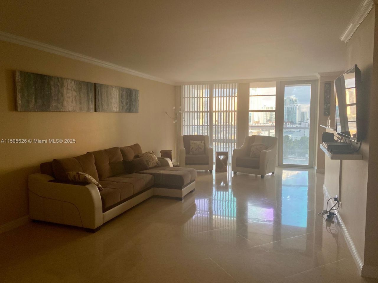 230 174th St, Unit 1602, Sunny Isles Beach, FL 33160 Photo